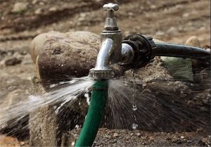  اهمیت صرفه جویی در مصرف آب با جلوگیری از اتلاف آب موثر است. 